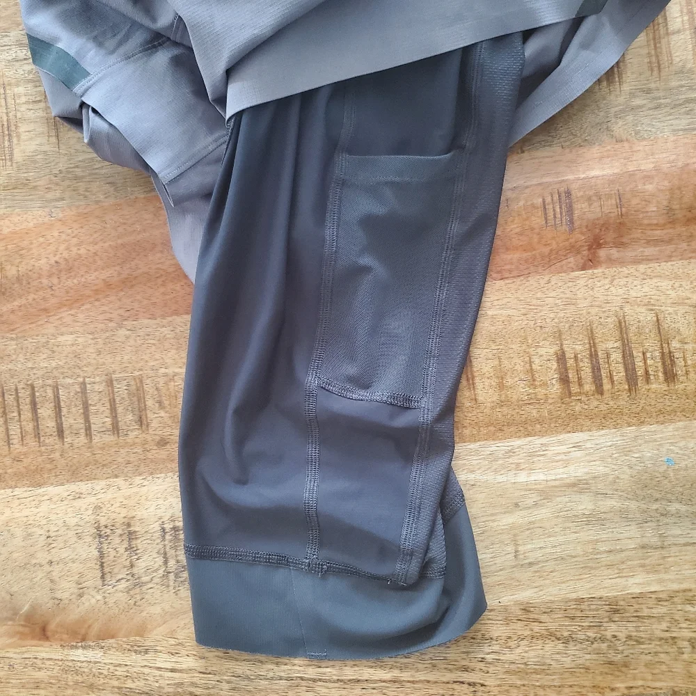Lululemon  Lined Short 6